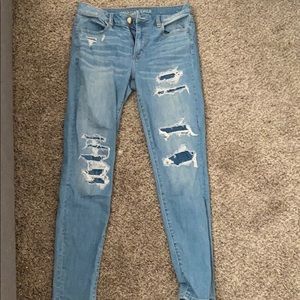 AEO medium wash skinny jeans